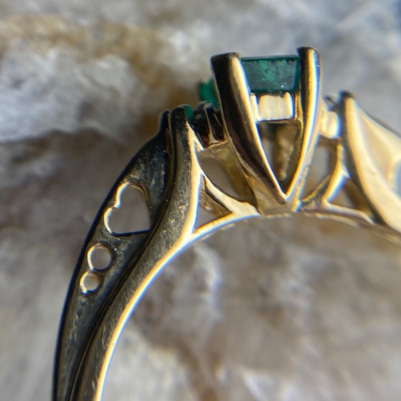 Emerald and Diamond 14k Yellow Gold Ring - Picture 6 of 12